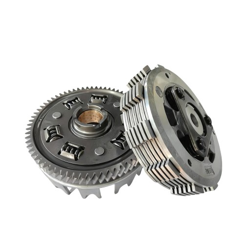 High-strength heat dissipation wet clutch transmission system