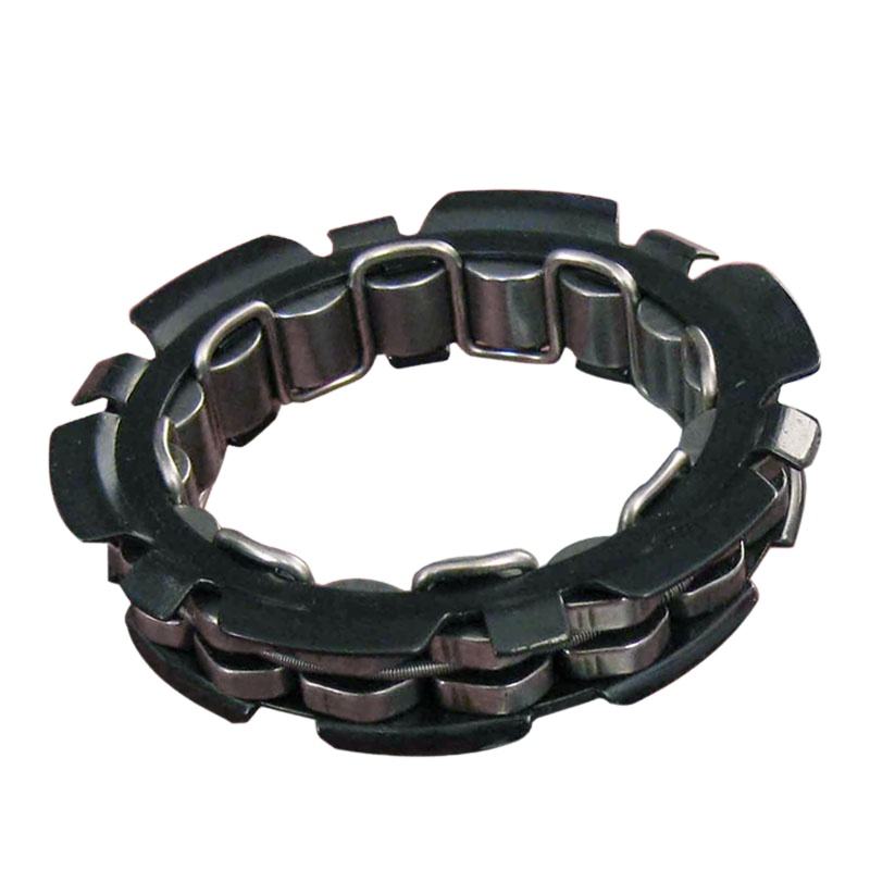 One-way start of the motorcycle engine clutch