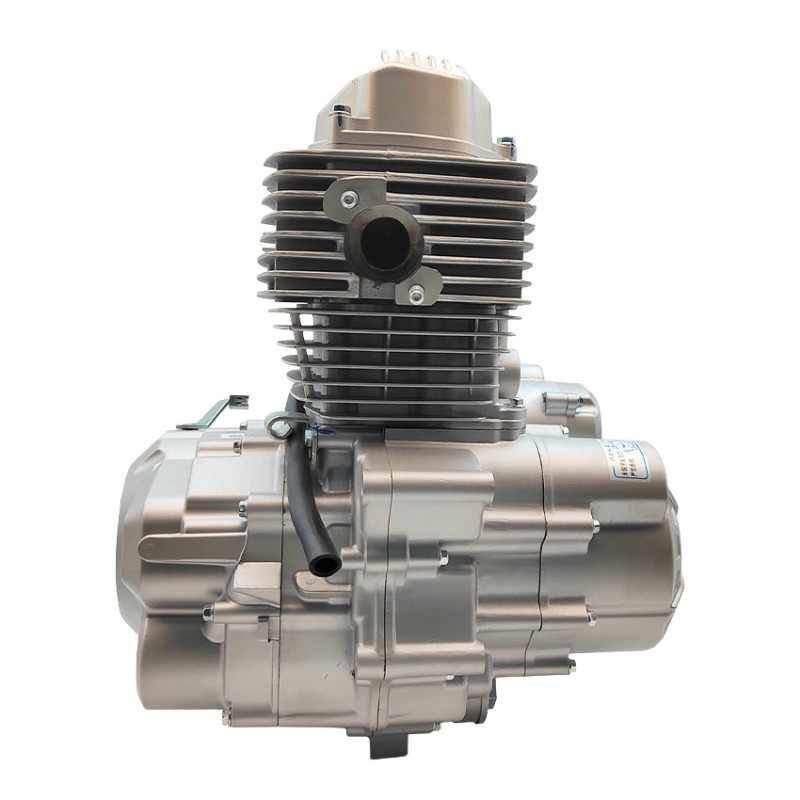 High-efficiency and durable air-cooled three-wheel engine